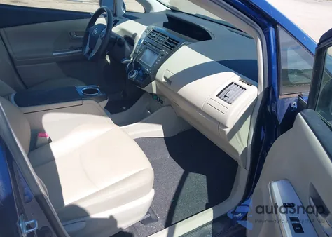 2012 Toyota Prius V Five z USA, uszkodzony, nr VIN JTDZN3EU5C3025940